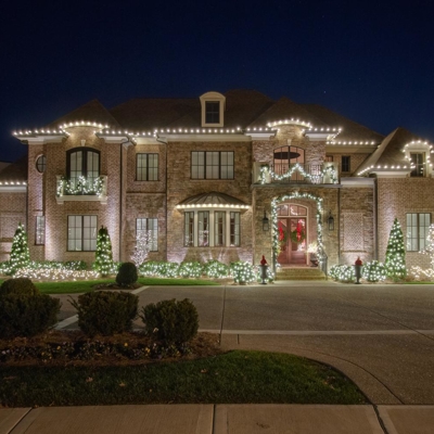 Roofline Lighting Photo