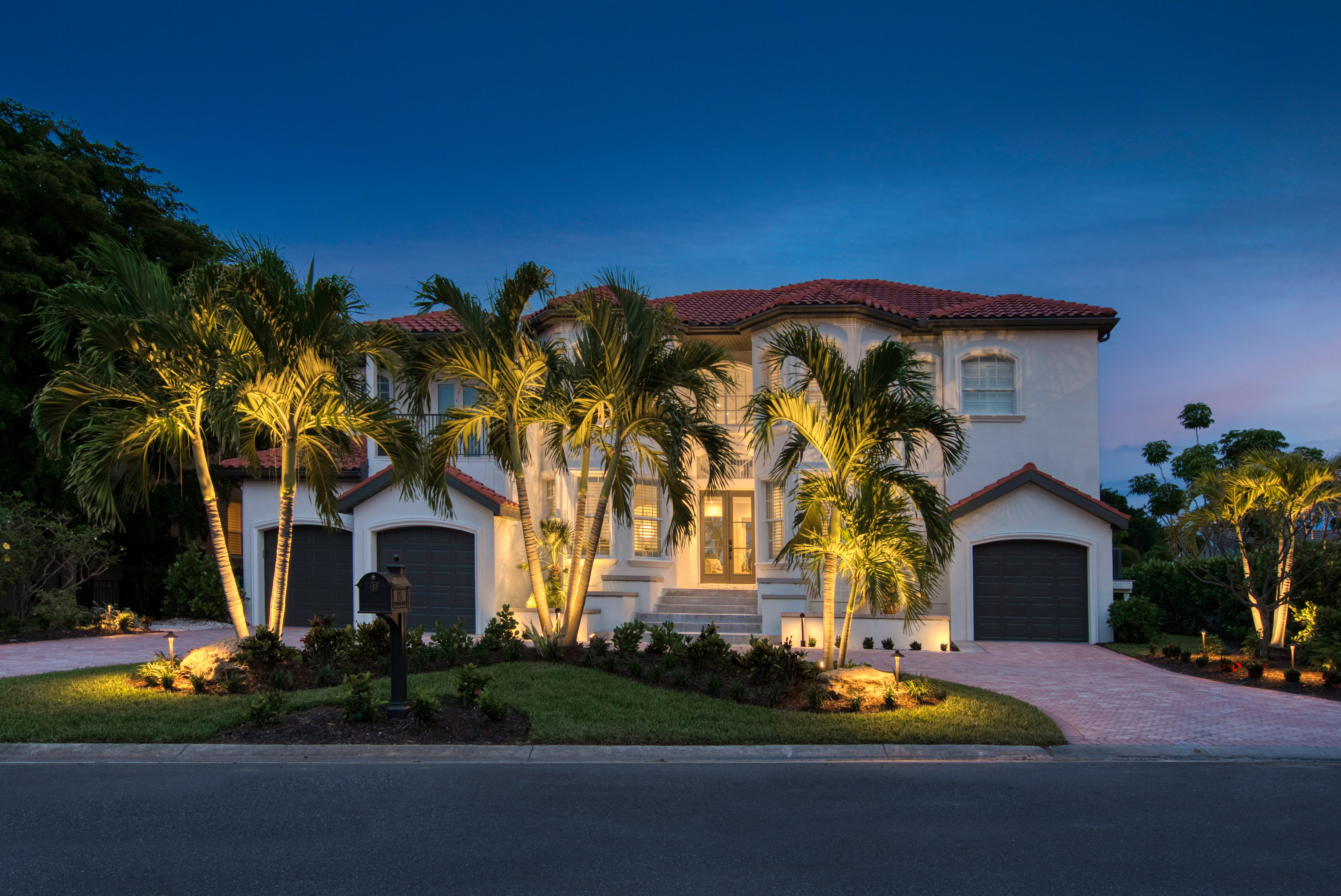 outdoor lighting installer in Boca Grande, FL