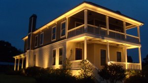 LED lakehouse lighting 