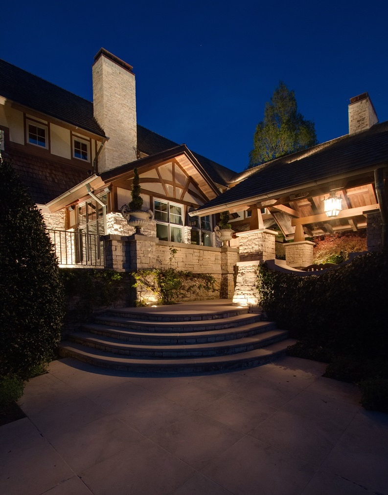 Pathway lighting in front of house