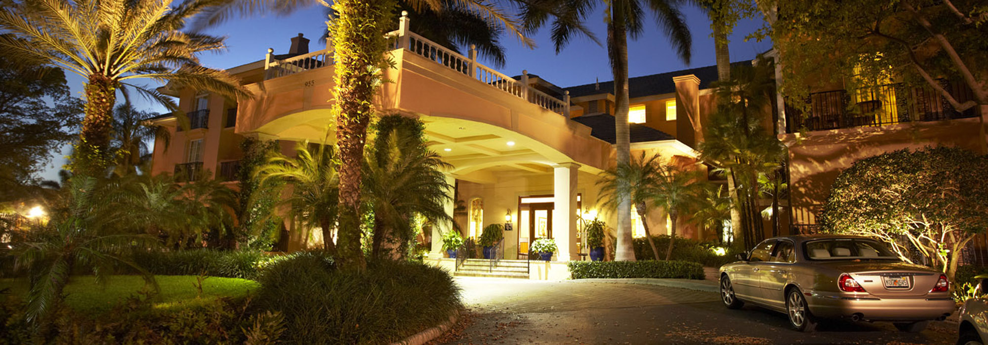Exterior building with lighting