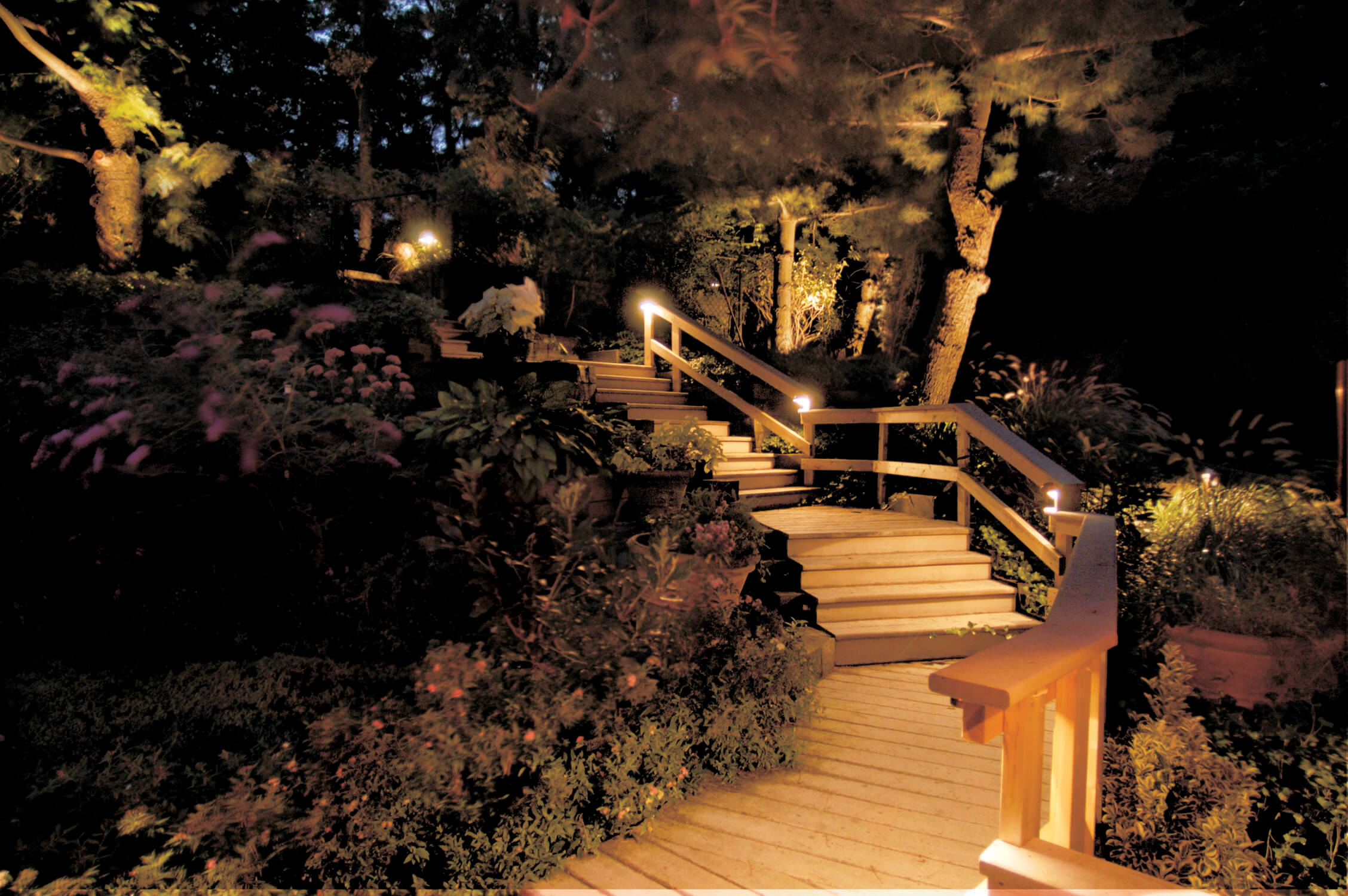 Illuminated stairway lighting