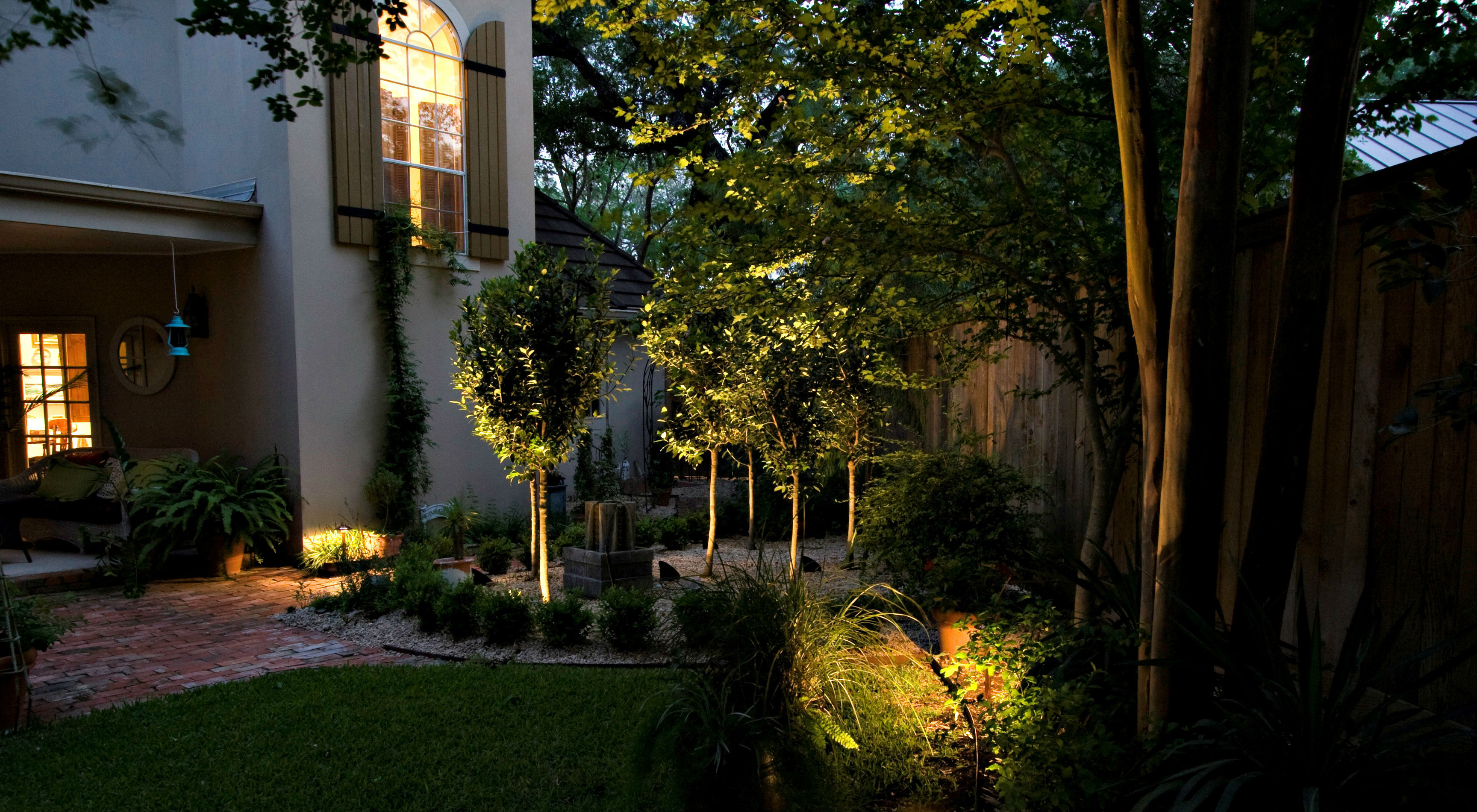 Delaware Valley home with backyard lights