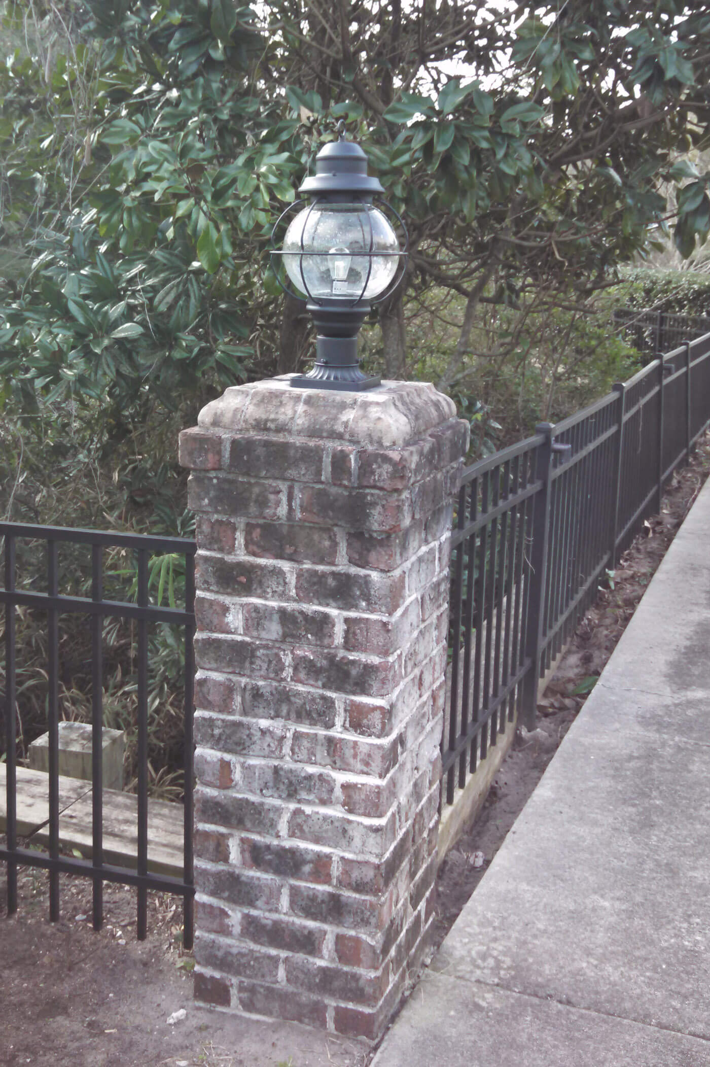 Light fixture