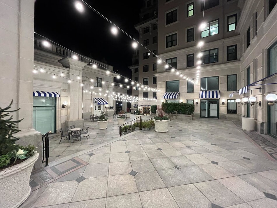 commercial string lighting
