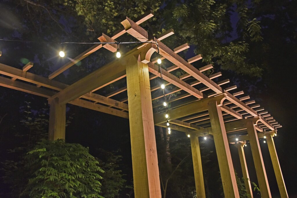 Outdoor-lighting-for-pergolas