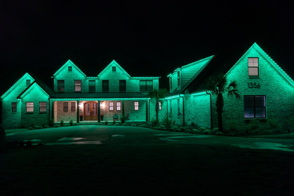 green  Permanent Roofline Lighting