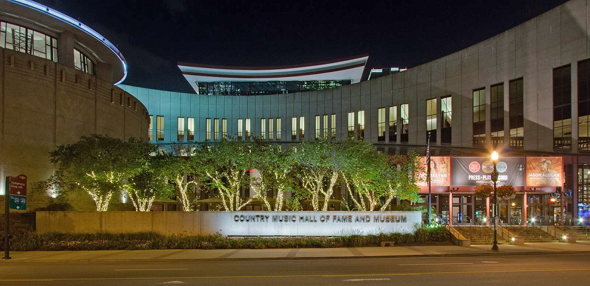 2017 Tree Lighting at the Country Music Hall of Fame