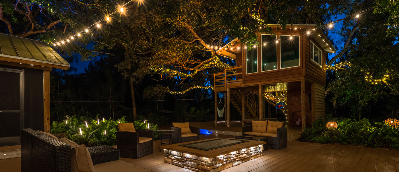 Chicago, Illinois outdoor cafe lighting installer