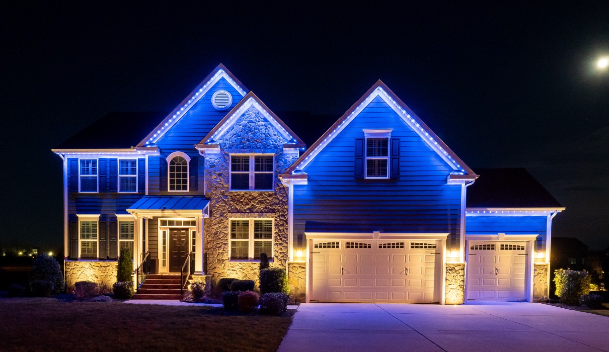 Blue Permanent Roofline Lighting