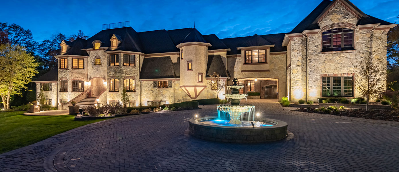 outdoor lighting installation in Orland Park, IL