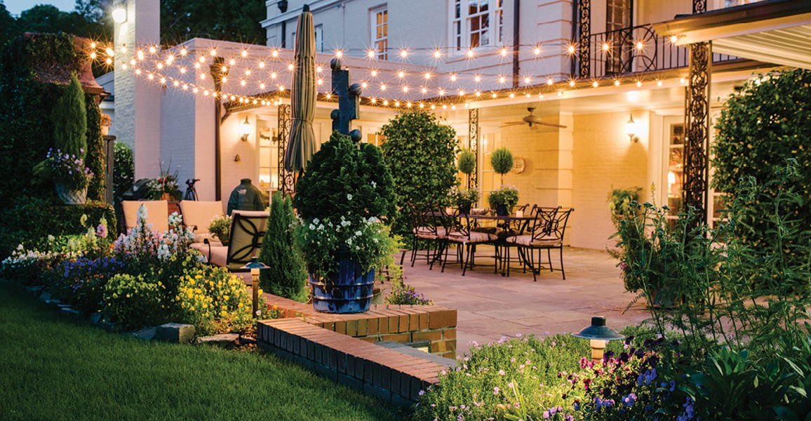 string lighting and outdoor lighting installer in Raleigh NC