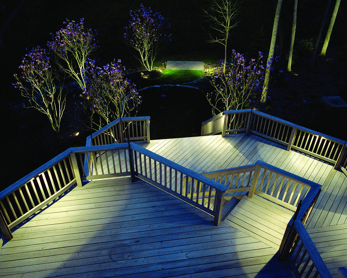 outdoor lighting deck