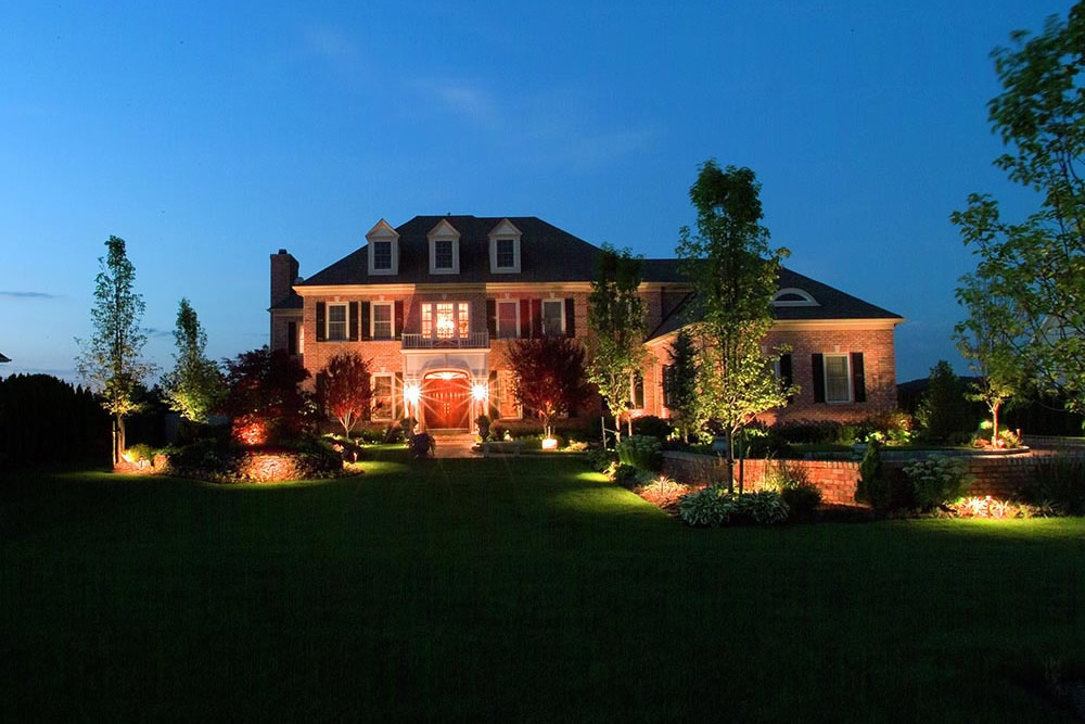 Chesterfield landscape lighting