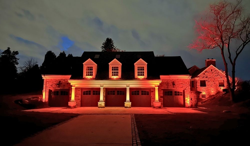 RGBW outdoor lighting in St. Louis