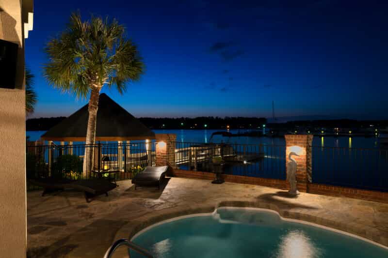 Deck and pier lighting