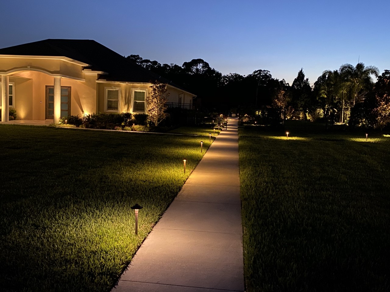 professional path lighting