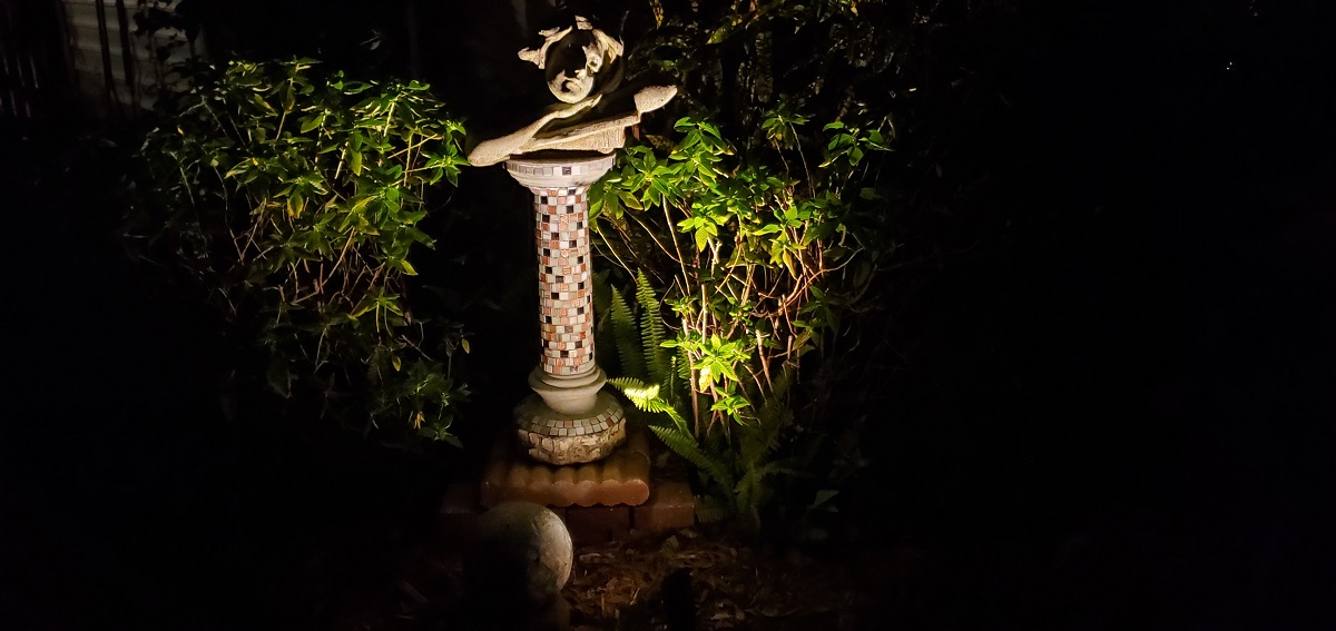 Boost Your Home’s Curb Appeal With Custom Outdoor Lighting!