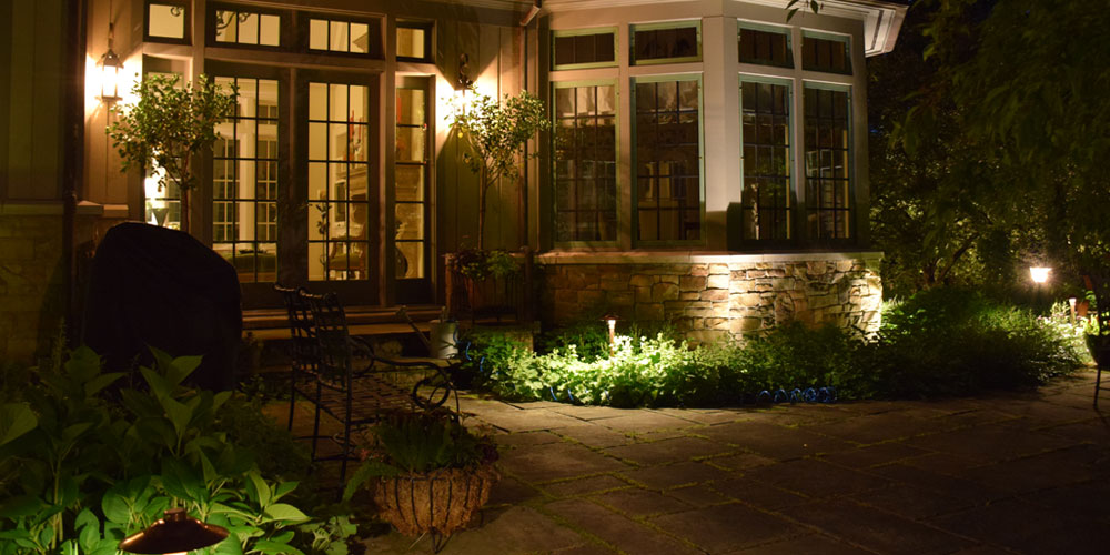 outdoor patio lights on home