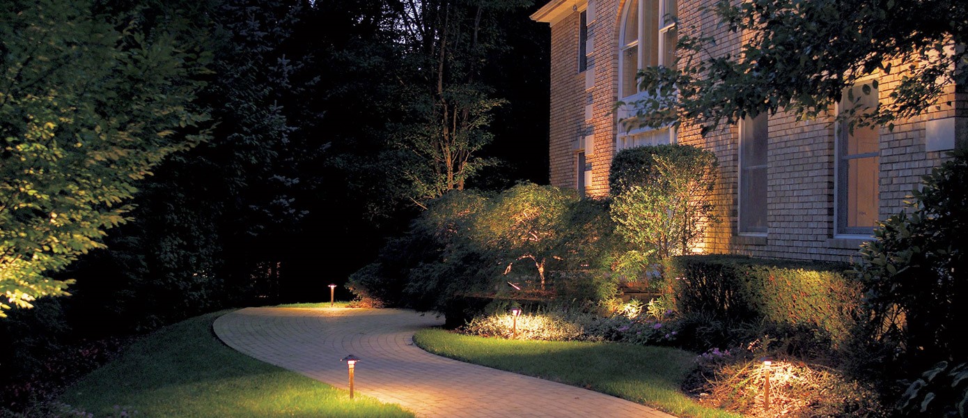 front yard residential pathway lights
