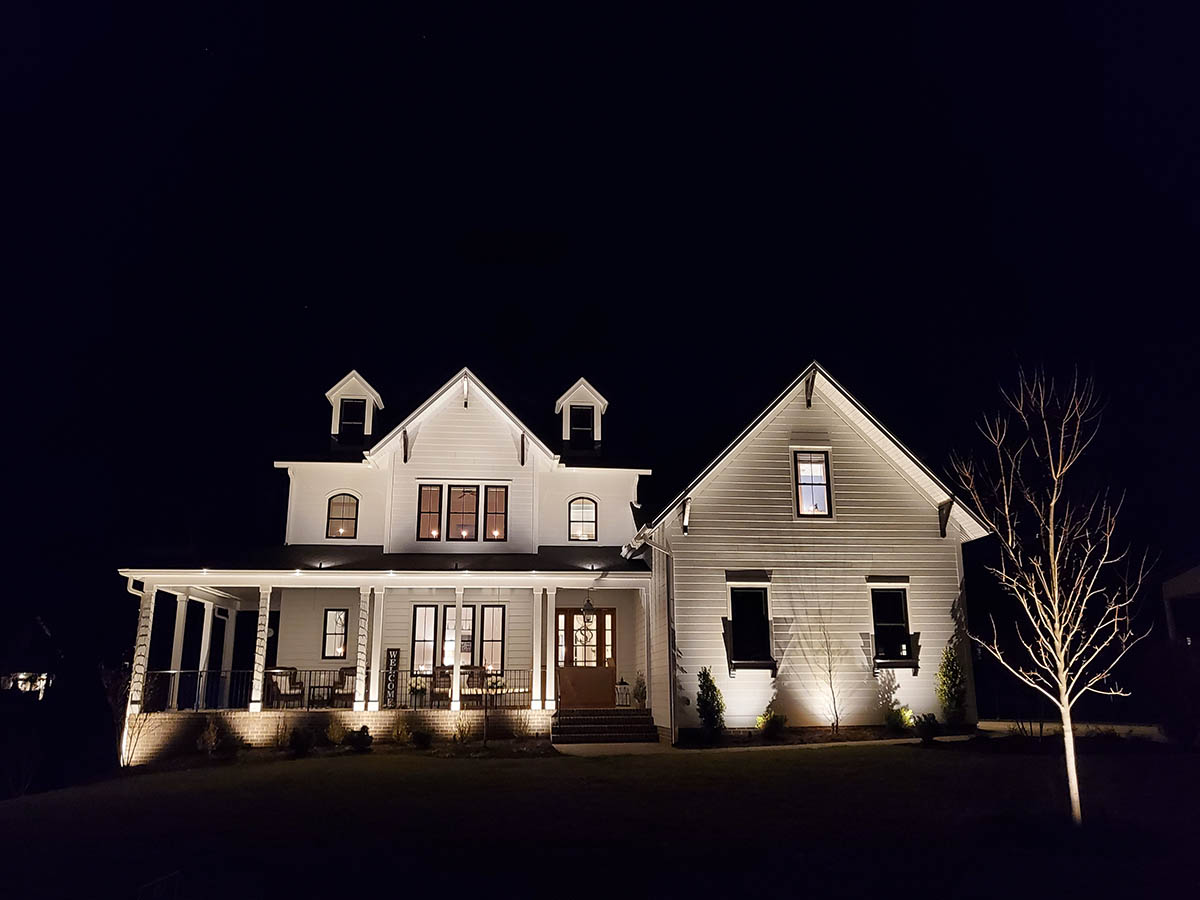 custom outdoor lighting installer in Powhatan, VA