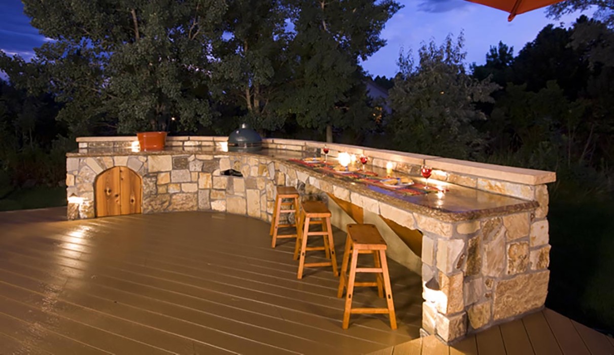 Outdoor Kitchen Lighting
