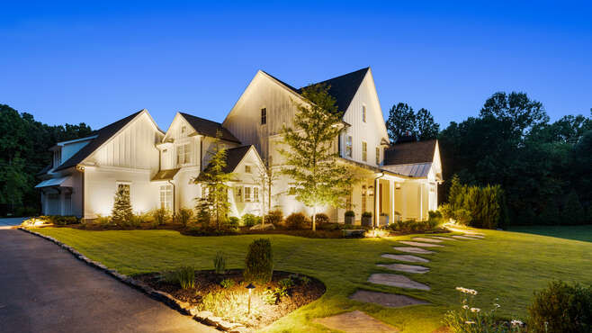 commercial outdoor lighting
