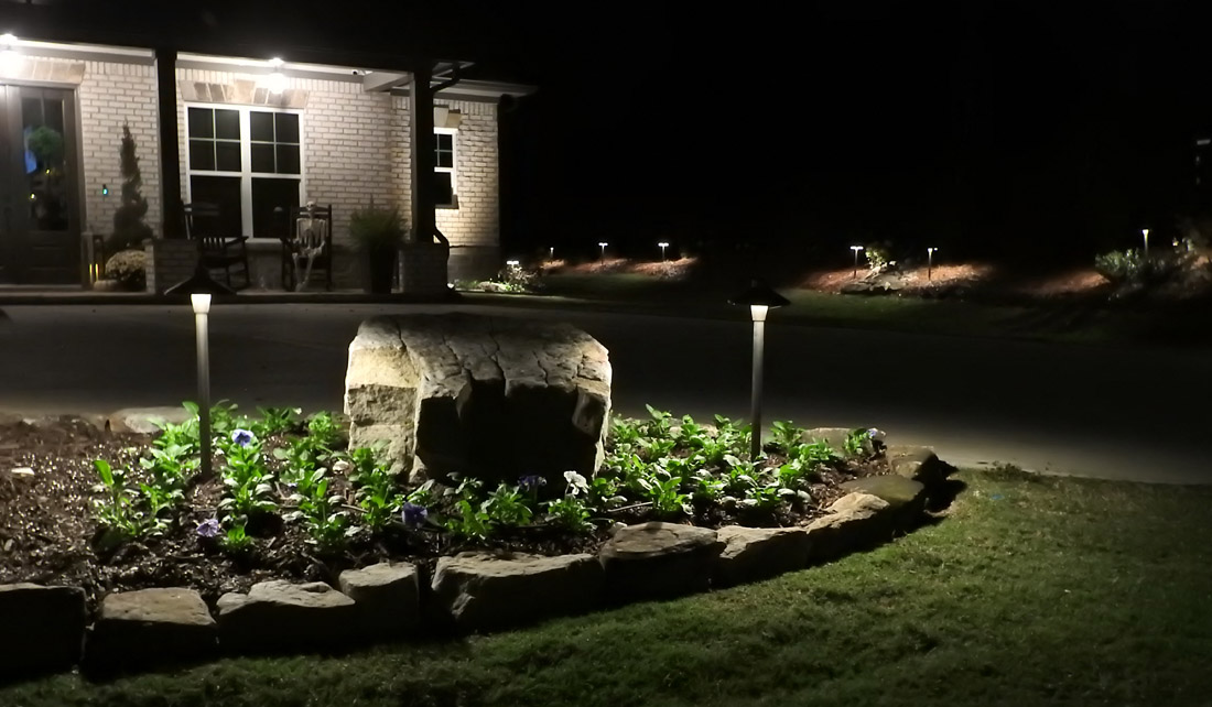curb appeal outdoor lighting