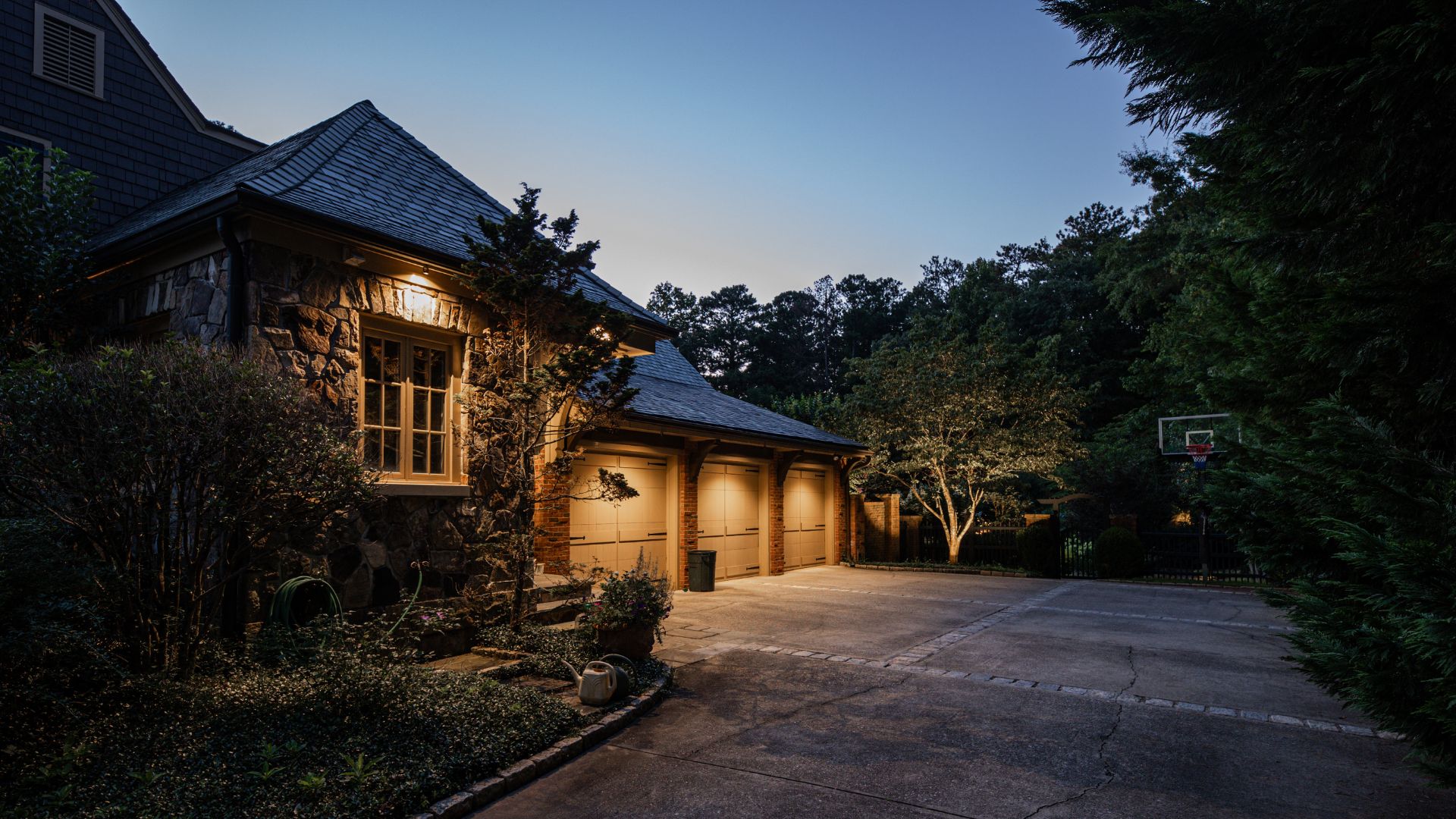 garage door lighting
