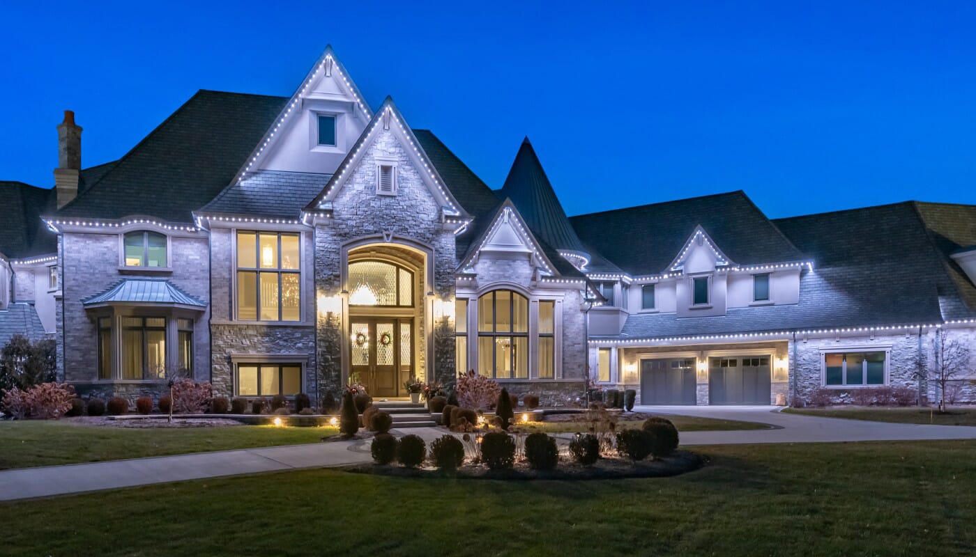 permanent roofline lighting installer in South Bend, IN