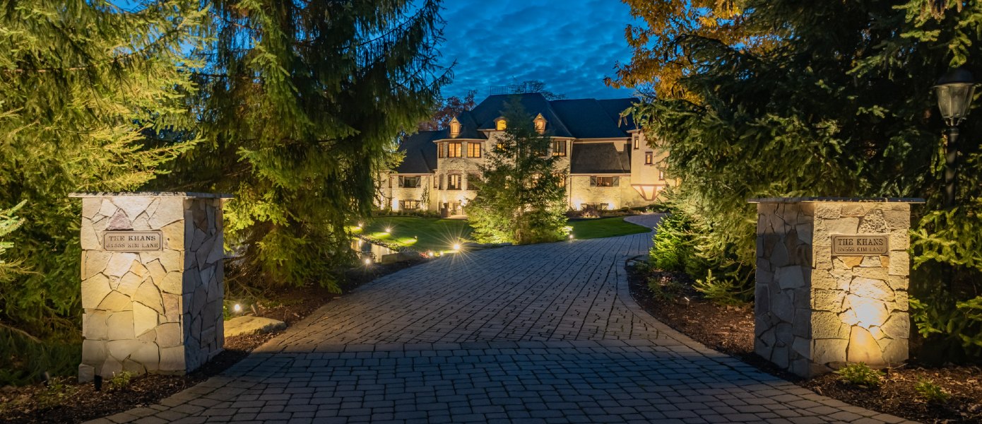 custom driveway lighting