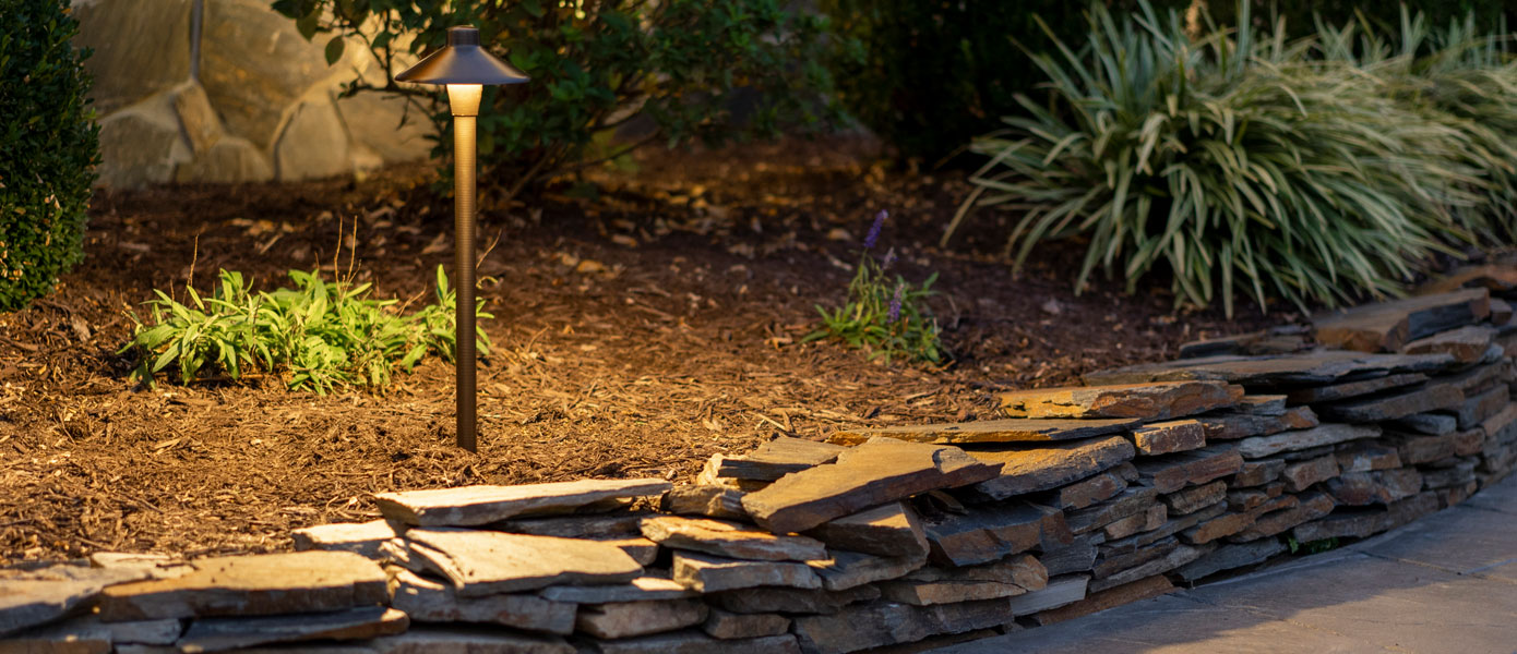 outdoor light in landscaping 