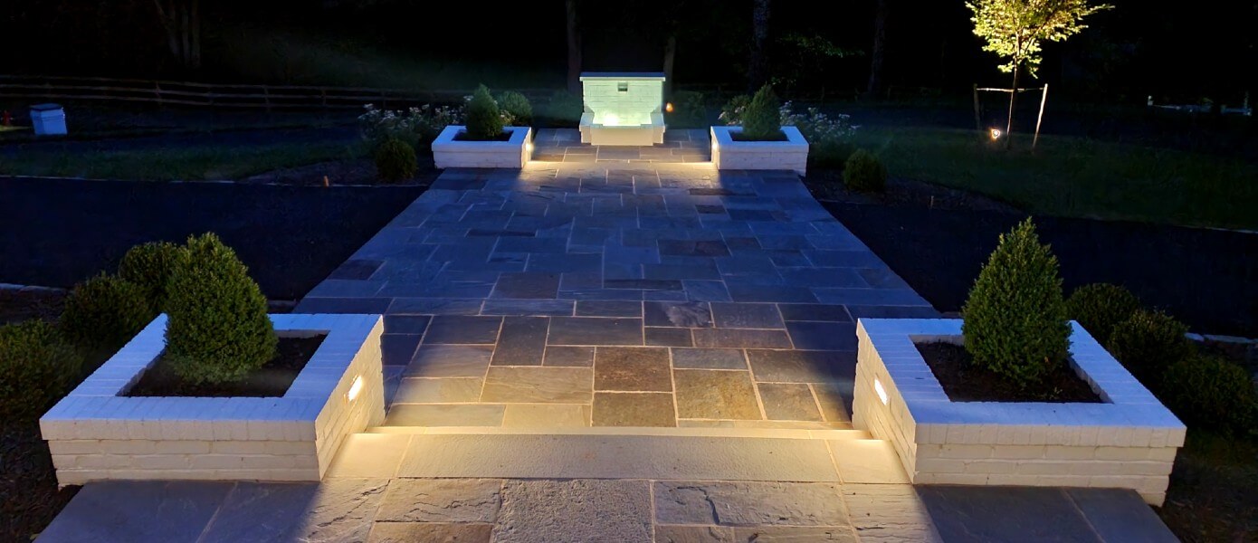 Pathway lighting along a stonework path