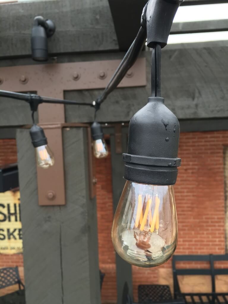Light bulb