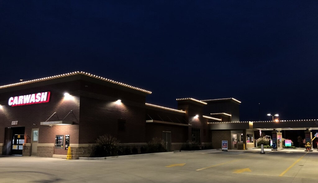 Carwash building with roofline lighting