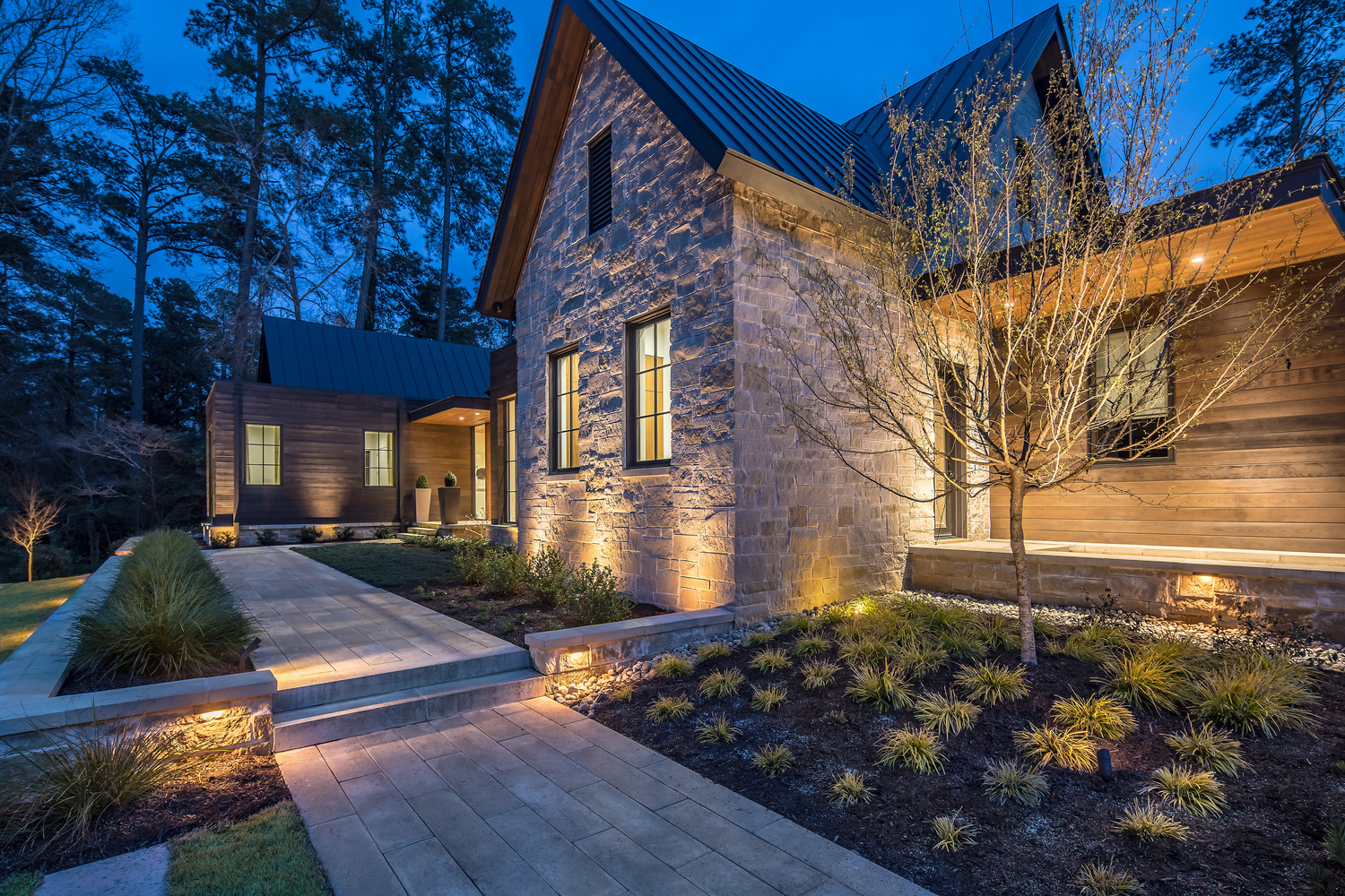 landscape lighting middletown ohio