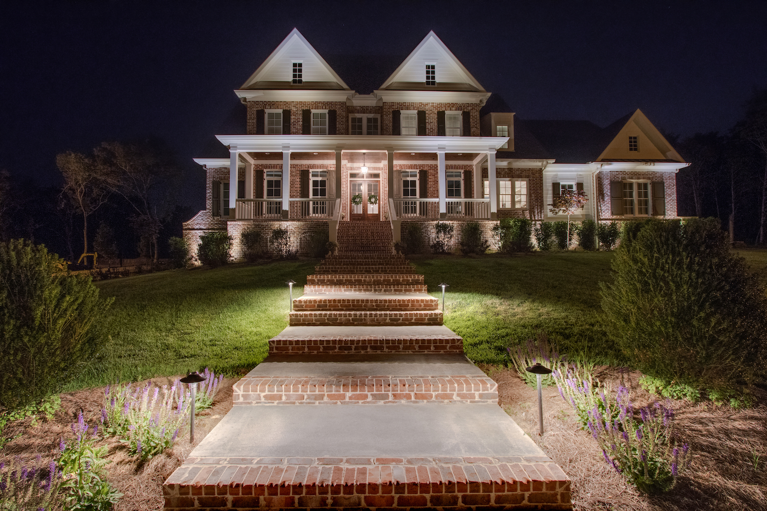 historic colonial pathway lighting covington kentucky