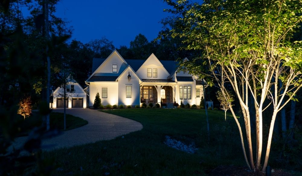outdoor landscape lighting Cincinnati, lighting maintenance